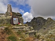 61 Madonnina a ricordo con vista sul Ponteranica orientale